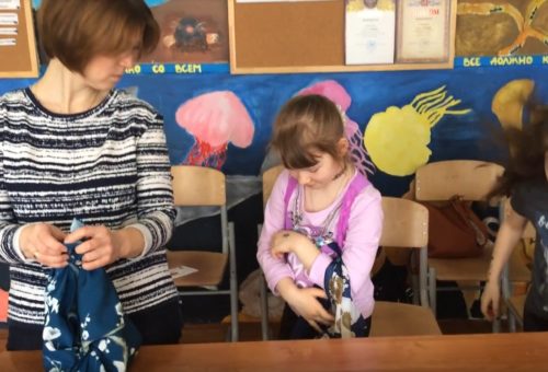 Занятия с репетитором по японскому языку для детей в Москве